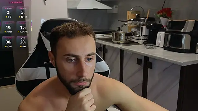 Snapshot of RyanStorm_ chatting on November 13, 2025, 6:40 pm RyanStorm online show from November 13, 2025, 6:40 pm