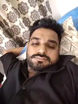 Snapshot of avi007p chatting on June 29, 2026, 7:58 pm avi007p online show from June 29, 2026, 7:58 pm
