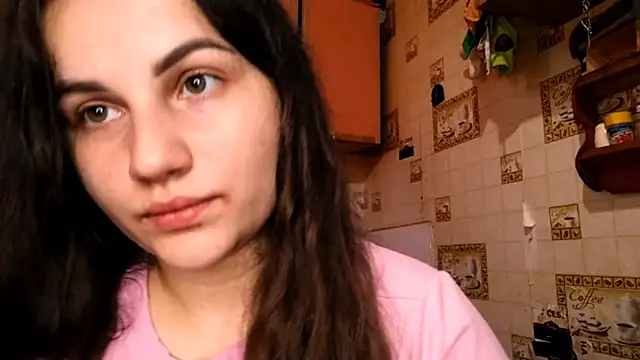 DierdreCousineau online show from November 3, 2025, 10:27 am