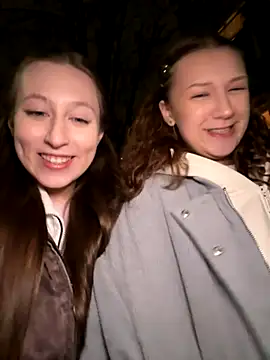 Snapshot of FroggyAnna chatting on November 6, 2025, 5:14 pm FroggyAnna online show from November 6, 2025, 5:14 pm