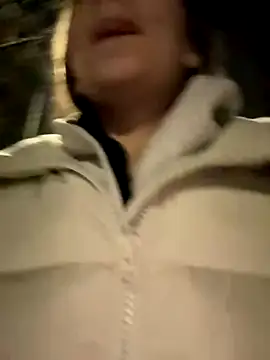 Snapshot of FroggyAnna chatting on November 26, 2025, 6:20 pm FroggyAnna online show from November 26, 2025, 6:20 pm