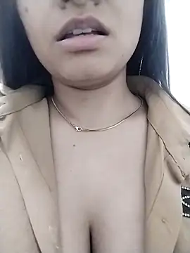 Sexy vernilla online show from October 16, 2025, 9:16 pm