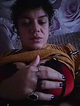 Snapshot of GoddessChantelle chatting on November 18, 2025, 10:09 am GoddessChantelle online show from November 18, 2025, 10:09 am