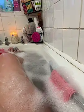 Imogenbabyyy online show from September 20, 2025, 5:47 pm