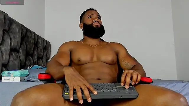 Snapshot of james_musclebbc chatting on March 5, 2026, 5:09 pm james musclebbc online show from March 5, 2026, 5:09 pm