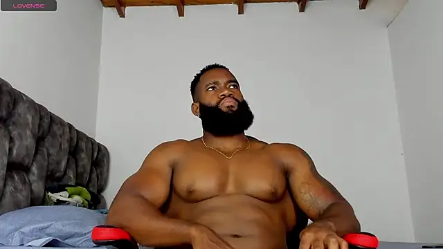 Snapshot of james_musclebbc chatting on March 17, 2026, 11:08 pm james musclebbc online show from March 17, 2026, 11:08 pm