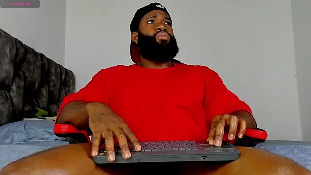 Snapshot of james_musclebbc chatting on March 26, 2026, 4:34 pm james musclebbc online show from March 26, 2026, 4:34 pm