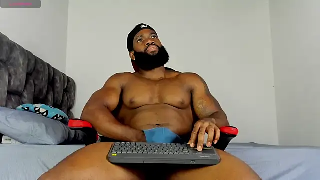 Snapshot of james_musclebbc chatting on May 19, 2026, 10:05 pm james musclebbc online show from May 19, 2026, 10:05 pm