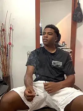 Snapshot of DEMOND_333 chatting on September 20, 2025, 2:07 pm DEMOND 333 online show from September 20, 2025, 2:07 pm