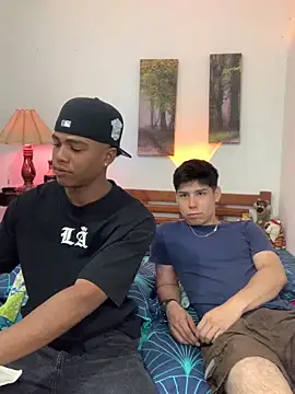 Snapshot of DEMOND_333 chatting on October 10, 2025, 7:24 pm DEMOND 333 online show from October 10, 2025, 7:24 pm