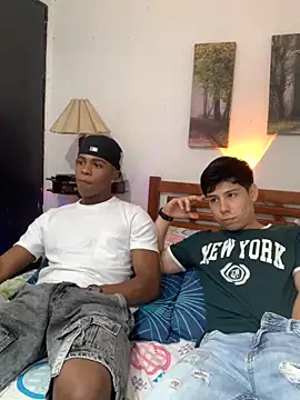 Snapshot of DEMOND_333 chatting on October 13, 2025, 9:15 pm DEMOND 333 online show from October 13, 2025, 9:15 pm