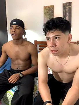 Snapshot of DEMOND_333 chatting on October 23, 2025, 3:17 am DEMOND 333 online show from October 23, 2025, 3:17 am