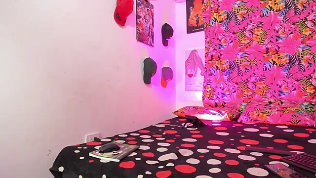 Rihanna hotx online show from March 22, 2026, 6:06 am