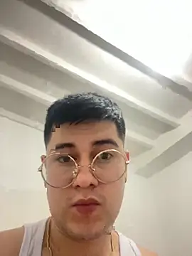 CamiloGonzales27 online show from September 30, 2025, 3:44 am