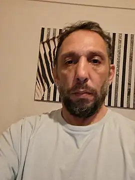 Snapshot of Valen_tinx19cm chatting on February 26, 2026, 4:44 am Valen tinx19cm online show from February 26, 2026, 4:44 am