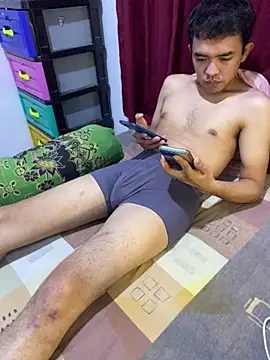 rand1101 online show from May 18, 2026, 9:09 pm