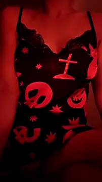 Snapshot of LeemaBean chatting on October 9, 2025, 5:05 am LeemaBean online show from October 9, 2025, 5:05 am