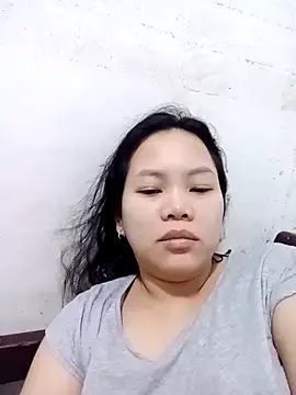 Sweeetpinay online show from March 27, 2026, 5:35 am