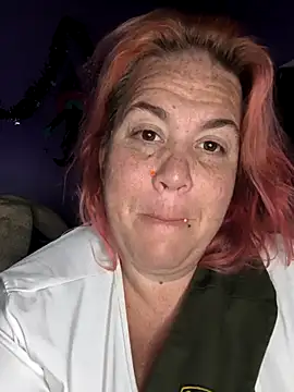 Courdles online show from October 26, 2025, 7:14 am