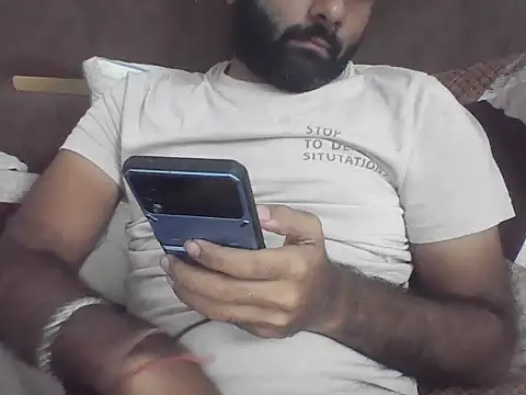 Snapshot of joshisdwe chatting on September 12, 2025, 6:08 pm joshisdwe online show from September 12, 2025, 6:08 pm