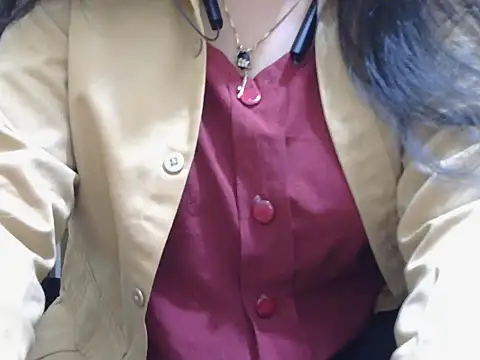 Snapshot of fairy_queen07 chatting on November 18, 2025, 6:01 pm fairy queen07 online show from November 18, 2025, 6:01 pm