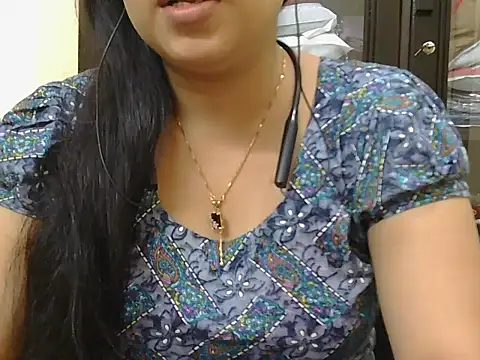 Snapshot of fairy_queen07 chatting on November 24, 2025, 5:01 pm fairy queen07 online show from November 24, 2025, 5:01 pm