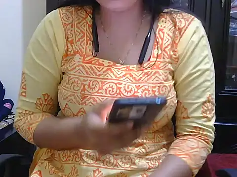 Snapshot of fairy_queen07 chatting on November 25, 2025, 6:46 am fairy queen07 online show from November 25, 2025, 6:46 am