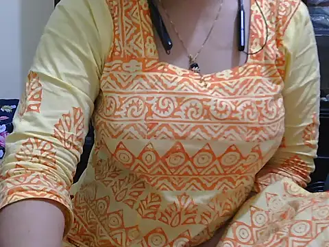 Snapshot of fairy_queen07 chatting on November 26, 2025, 8:48 am fairy queen07 online show from November 26, 2025, 8:48 am