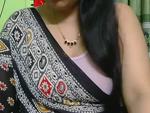 Snapshot of fairy_queen07 chatting on April 18, 2026, 7:58 pm fairy queen07 online show from April 18, 2026, 7:58 pm