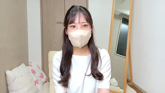 riri  nyan o0 online show from April 16, 2026, 11:11 am