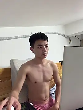 Snapshot of XTTX49 chatting on March 18, 2026, 3:59 pm XTTX49 online show from March 18, 2026, 3:59 pm