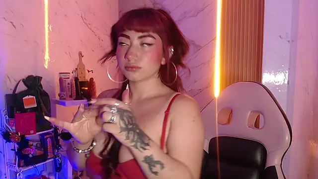 Sophia tf online show from February 13, 2026, 3:57 am