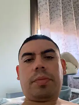 davidxxx099 online show from February 22, 2026, 2:37 pm