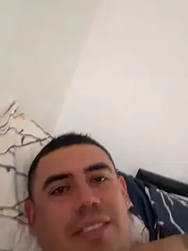 Snapshot of davidxxx099 chatting on April 1, 2026, 12:28 pm davidxxx099 online show from April 1, 2026, 12:28 pm