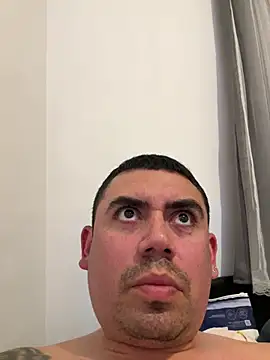 Snapshot of davidxxx099 chatting on April 10, 2026, 10:25 pm davidxxx099 online show from April 10, 2026, 10:25 pm