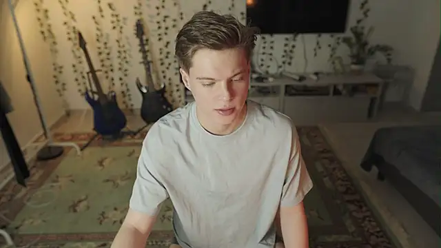 RusBradPitt online show from February 4, 2026, 2:23 pm