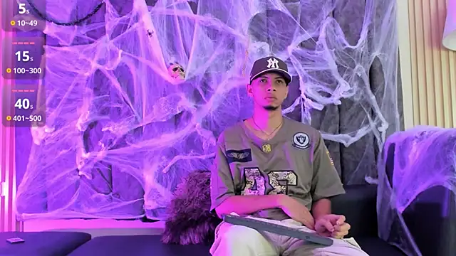 Snapshot of DustinandJordan chatting on October 7, 2025, 3:47 am DustinandJordan online show from October 7, 2025, 3:47 am