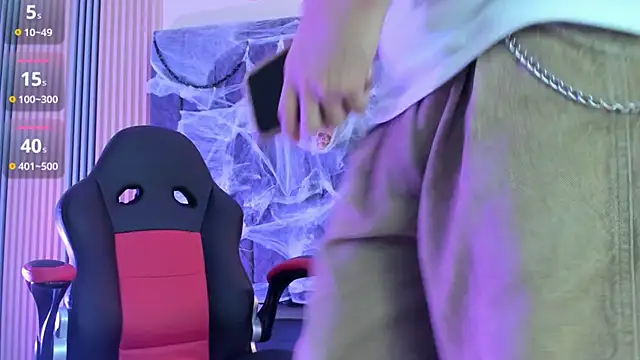 Snapshot of DustinandJordan chatting on October 8, 2025, 4:54 am DustinandJordan online show from October 8, 2025, 4:54 am