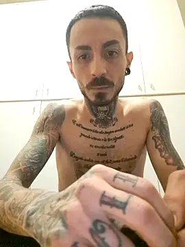 Robe420 online show from December 21, 2025, 11:01 pm