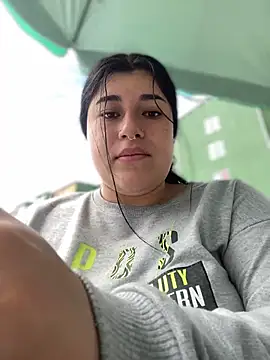 Tokio Sakura online show from November 23, 2025, 3:56 pm