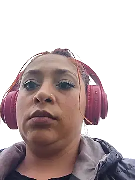 Snapshot of Mariana-94 chatting on March 17, 2026, 11:24 am Mariana-94 online show from March 17, 2026, 11:24 am