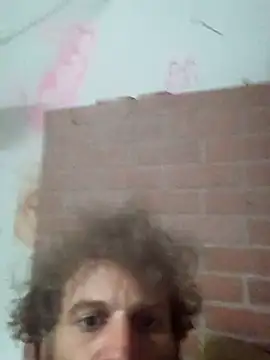 Snapshot of bearded_cross chatting on October 28, 2025, 2:59 am bearded cross online show from October 28, 2025, 2:59 am