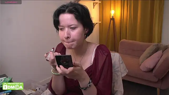 bluebeell online show from September 14, 2025, 9:03 pm