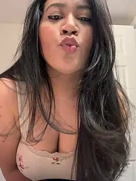 Snapshot of Myonlyprincess1 chatting on March 24, 2026, 6:07 am Myonlyprincess1 online show from March 24, 2026, 6:07 am
