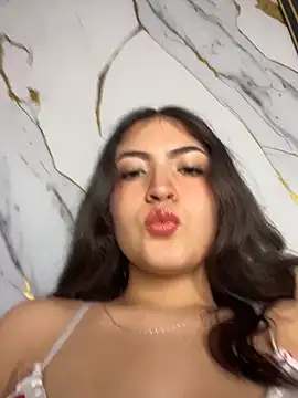 Gaby-Herrera online show from November 29, 2025, 8:23 pm