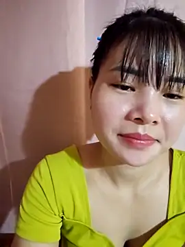 Nice-love online show from September 13, 2025, 3:39 am