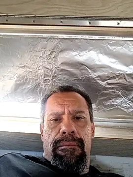 Snapshot of curiousonlooker10 chatting on December 16, 2025, 6:24 pm curiousonlooker10 online show from December 16, 2025, 6:24 pm