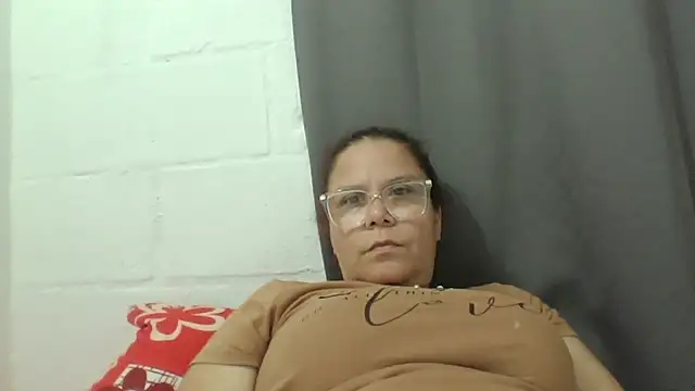 latinamaster online show from October 28, 2025, 11:51 pm