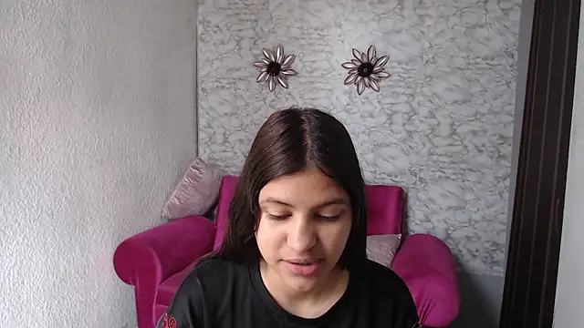 Evagirl69 online show from April 13, 2026, 12:21 pm