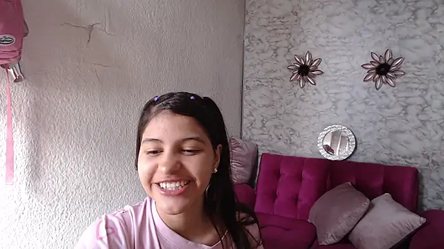 Evagirl69 online show from June 2, 2026, 12:18 pm